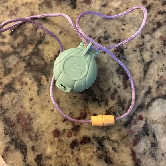 Vintage polly pocket necklace with Purple Cord - Picture 7 of 7